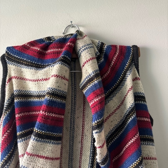 Sam Edelman sleeveless kimono‎ color red, blue and creams size S - Picture 2 of 5